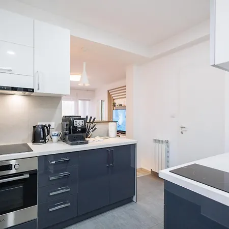 Lux 1 Appartement Pirot